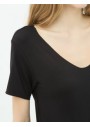 Koton Kadın Oyuk Yaka T-Shirt - Siyah 6YAL11079JK999