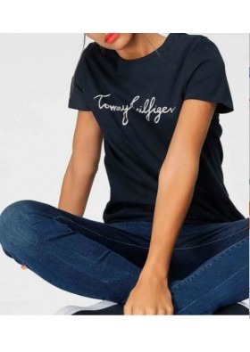 Tommy Hilfiger Kadın Siyah Nolimitt Neck Logo Tshirt WW0WW24967