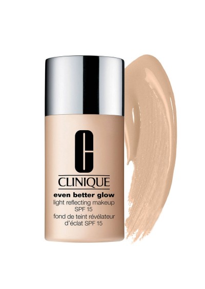 Clinique CN 52 Even Better Glow Fondöten Light Reflecting Makeup Spf15 12ml