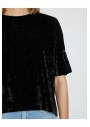 Koton Kadın Siyah Volanli T-shirt 0KAK13950EK