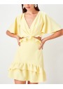 TRENDYOLMİLLA Sarı Bel Dekolteli Elbise TPRSS19UT0135